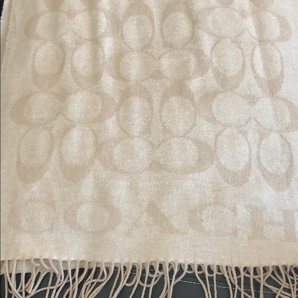 Signature Coach Scarf - Picture 5 of 5